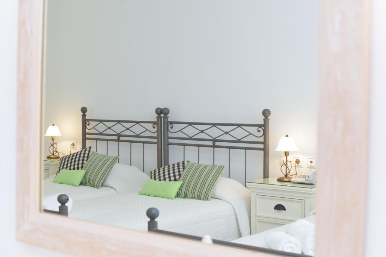 Hotel Efrosini Platis Gialos  Zewnętrze zdjęcie